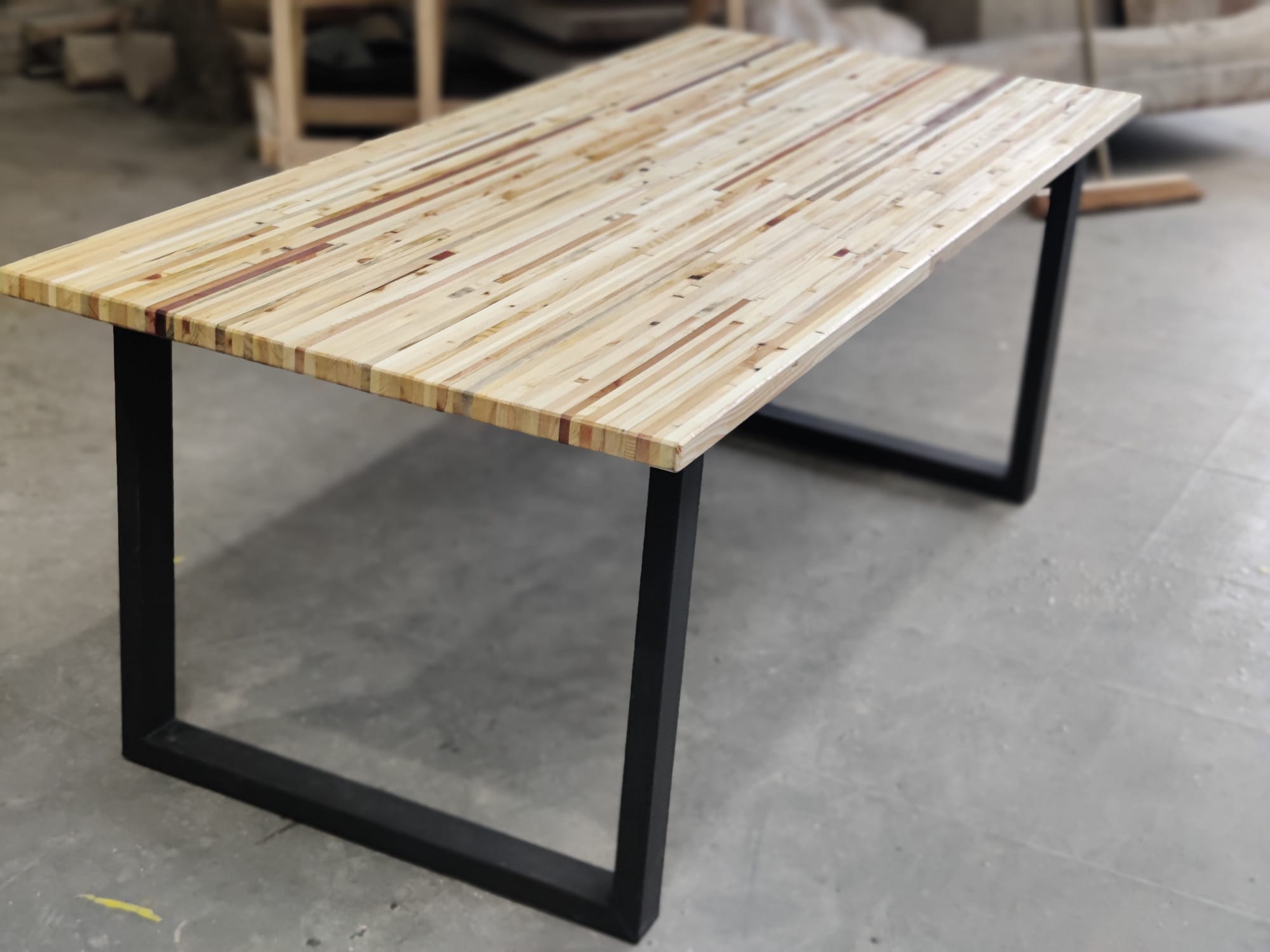 Goodwill Kampioenschap Uitstekend Pallet eettafel - De Meubelwerf